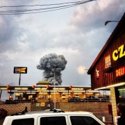 West Texas fertilizer plant explosion demolishes homes, kills residents